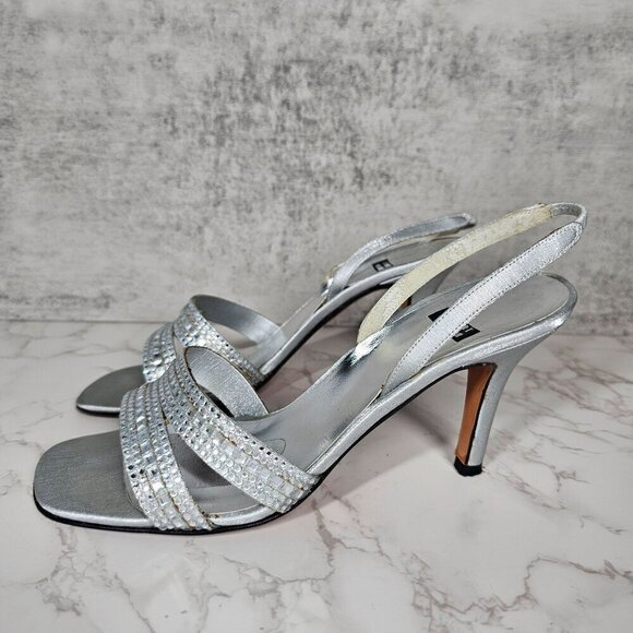 Stuart Weitzman Vintage Silver Leather Crystal Beaded Sling Back Heels Women 8B‎ - Picture 4 of 11